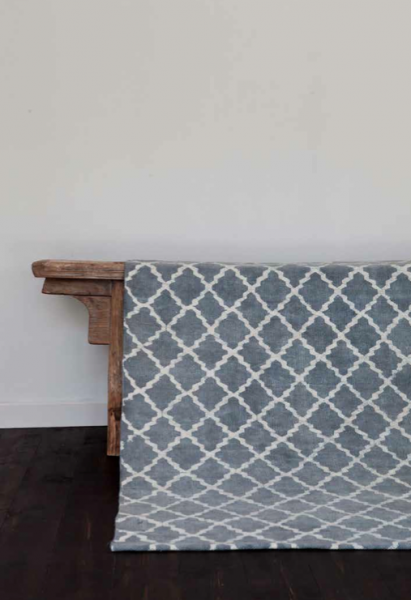 Tell me more, Stonewashed rug blue - Barneklær og Interiør AS